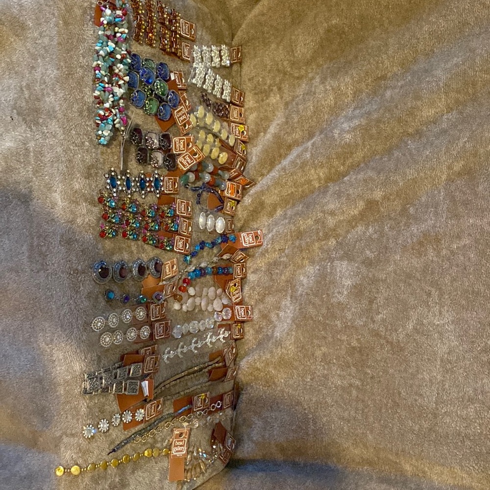 Crafting beads, sliders